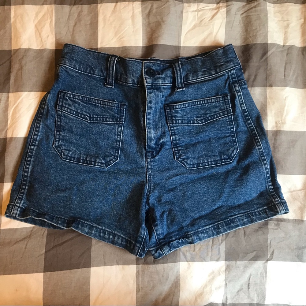 Madewell patch pocket jean shorts